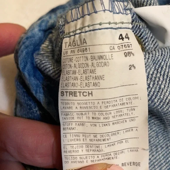 Very sexy stretchy jeans from French company United Colors of Benetton - Picture 8 of 9